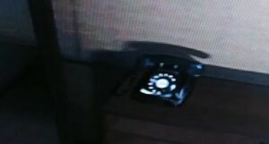 黒電話の呼び出し音はノスタルジックと言えば聞こえが良いが、ぶっちゃけ「怖い音」としてインプットされてしまっている。怪奇話の定番ですから(>_<)