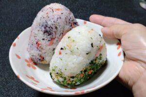 普通に握ってもこの大きさ