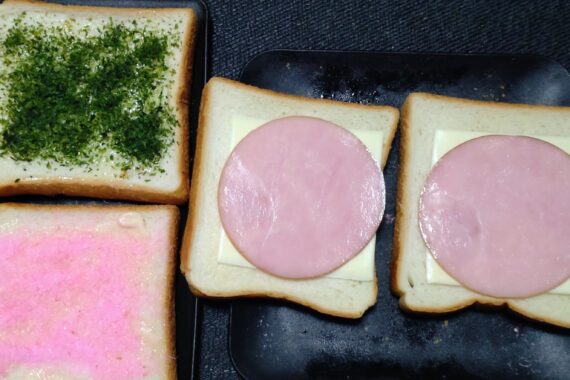 それぞれの相方パンとサンドウィッチします👍️