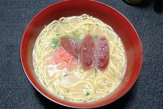 面倒くさくて棒ラーメンばっかり食べてます！美味いので良し！！