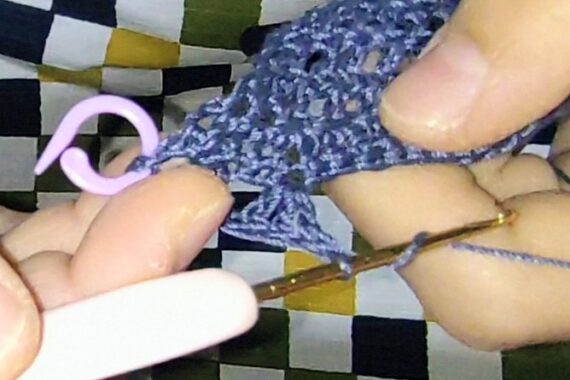 シンプルな模様編み