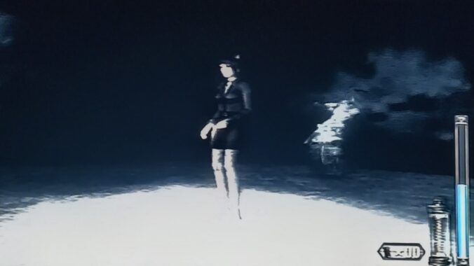 白黒画面になったら、零華ちゃんがどの方向から近づいてくるかを把握してから逃亡開始！