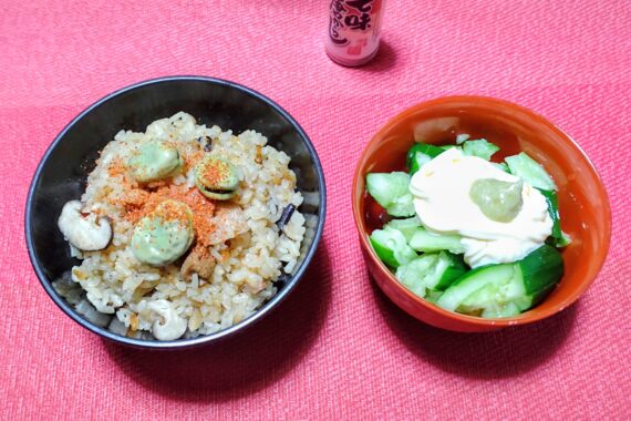 唐辛子かけすぎたけど気にしない
